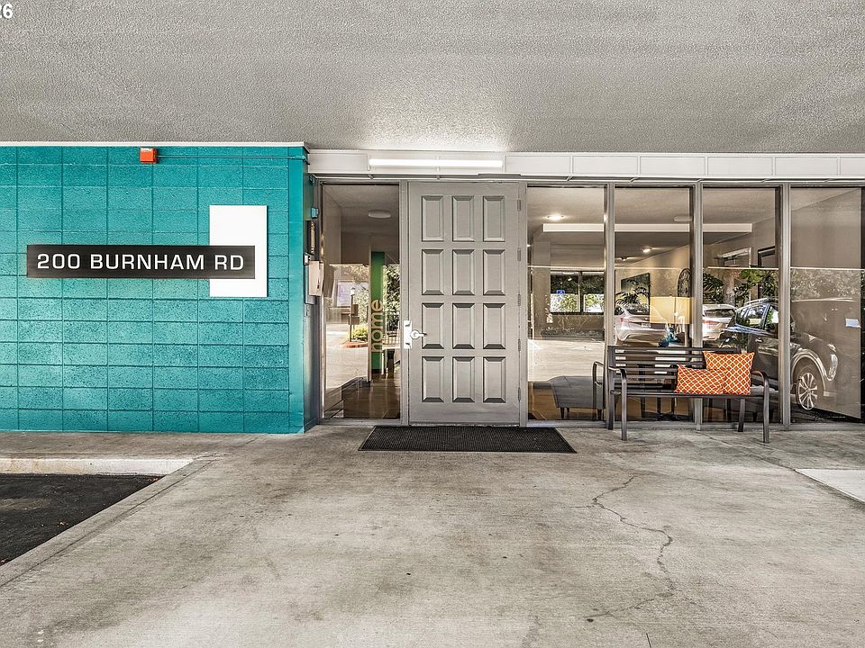 1st image of 200 SW Burnham Rd #T-404