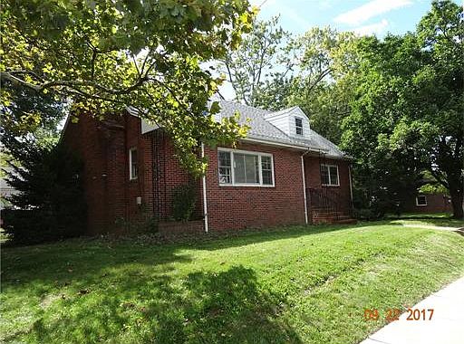 2nd image of 51 Wilmot St