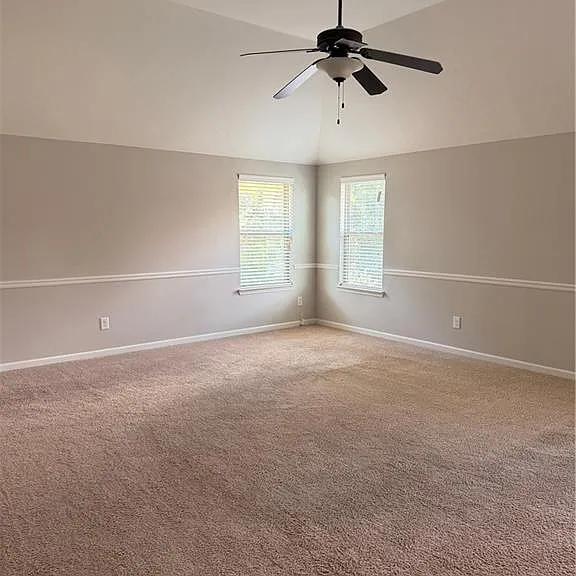 559 Madison Park Dr — Photo 29