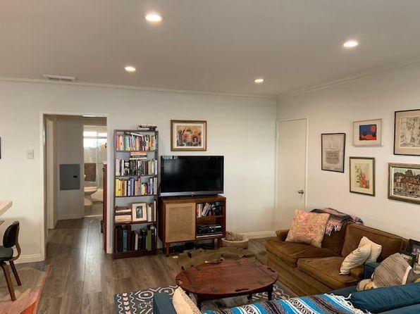 655 N Hayworth Ave APT 102