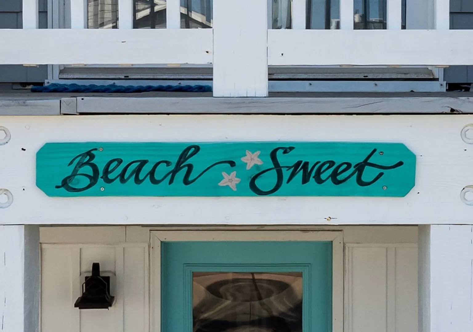 (K401) 334 Third Avenue S (Upstairs Unit) Kure Beach, NC 28449 — Photo 1