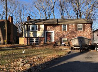1139 Oak View Dr, Crownsville, MD