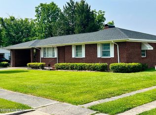 506 S Haughton Street, Williamston, NC 27892