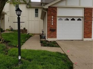 9938 Edelweiss Cir, Merriam, KS 66203