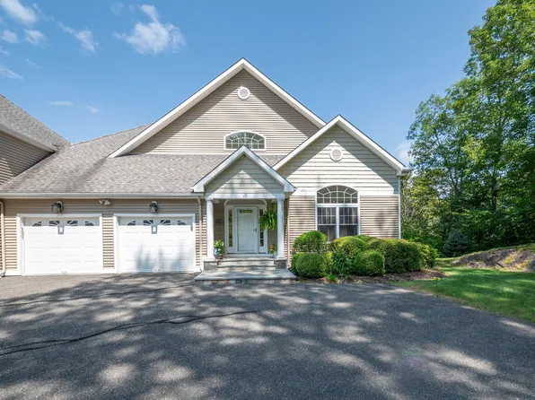 17 Harmony Trail #17, New Milford, CT 06776