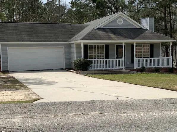301 Chickadee Ln, Lugoff, SC 29078