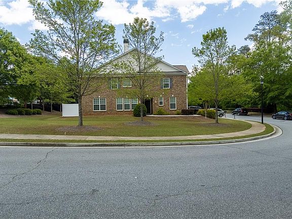 4th image of 3483 Fernview Dr