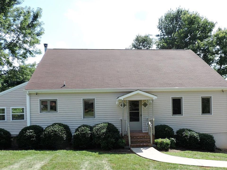 1st image of 1080 Bedford Lake Dr