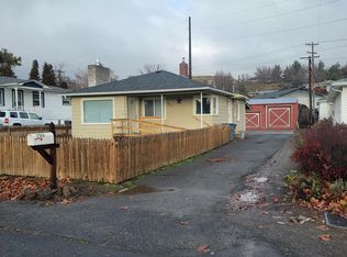 703 W Pear Ave, Selah, WA 98942