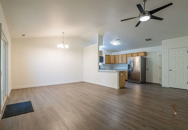 2983 Summerbrook Dr — Photo 5