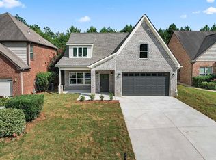 407 Glen Cross Way, Trussville, AL 35173