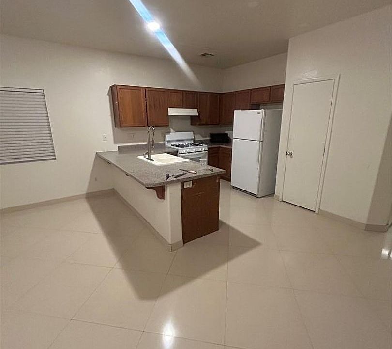 2nd image of 8853 Sacred Falls Ave