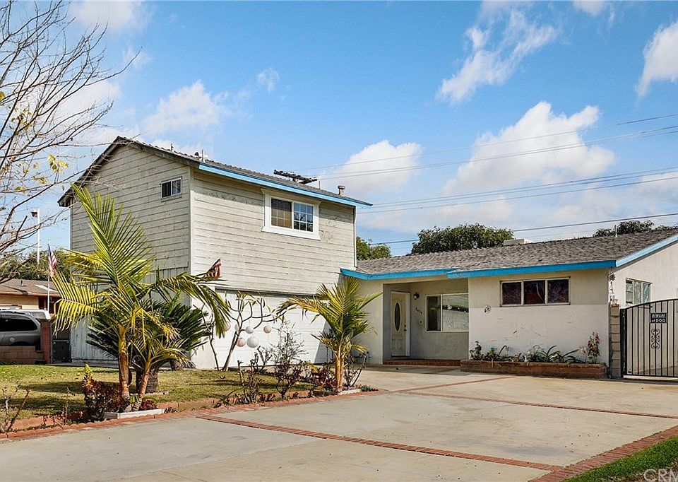 1st image of 2476 Mariposa St