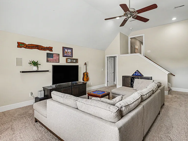 625 Palisades Ct — Photo 21