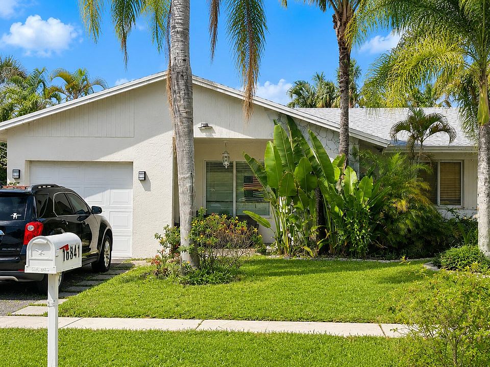 1st image of 16841 Royal Poinciana Drive