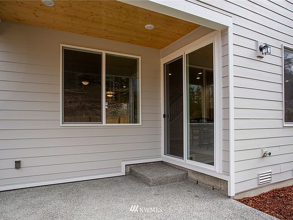 5th image of 1396 Baker Heights (Homesite 23) Loop