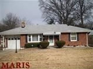 9246 Astoria Dr, Saint Louis, MO 63137