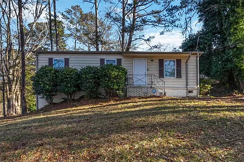 2361 Swallow Cir SE Photo 1