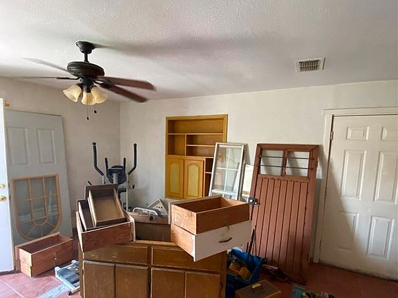 3rd image of 309 Castro Urdiales Dr