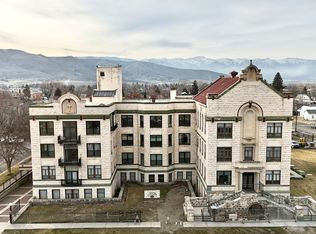 2365 4th St APT 205, Baker City, OR 97814