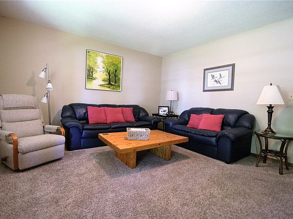 2nd image of 101 Canary Dr