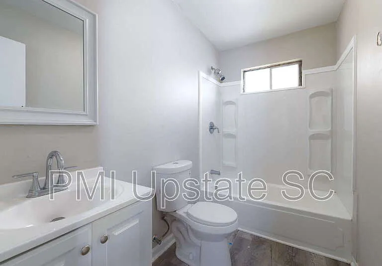 700 Brook St #3 — Photo 7