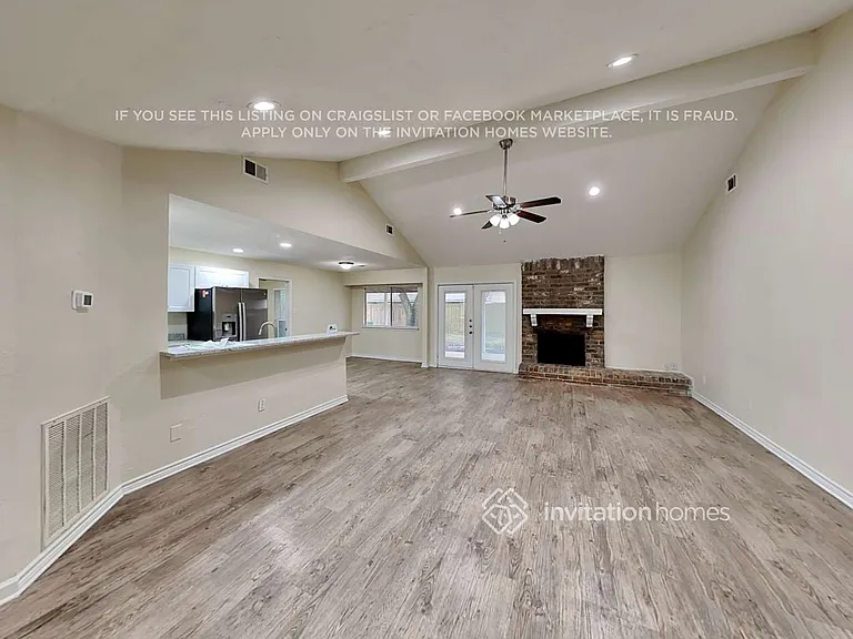 22711 Elsinore Dr — Photo 4