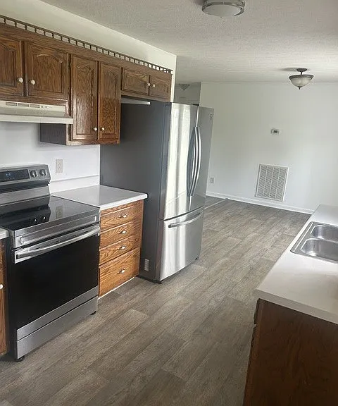 2347 Feedmill Rd — Photo 7