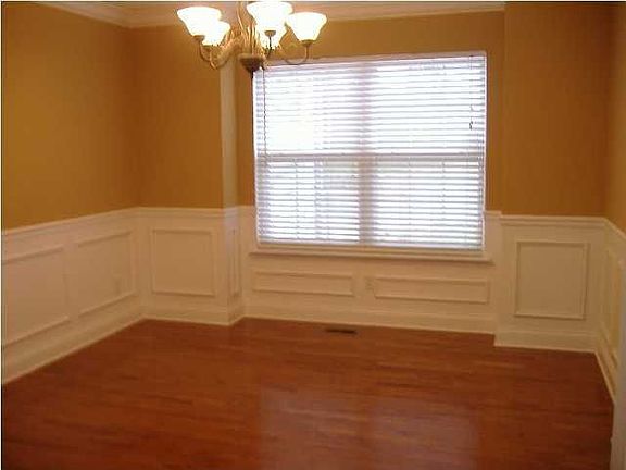 3rd image of 283 Big Creek Ln