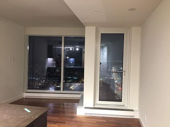3rd image of 10360 102nd St NW #3512