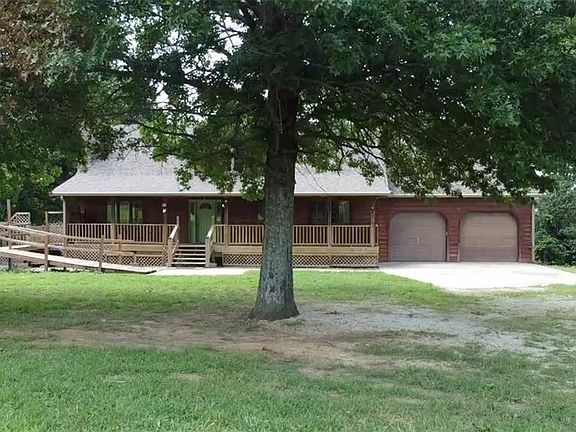 5th image of 7935 Kiowa Rd