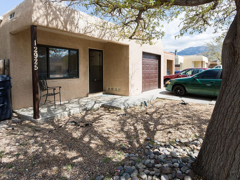 1st image of 12925 Carrie Pl NE