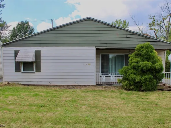 3884 Wendy Dr, Cleveland, OH 44122