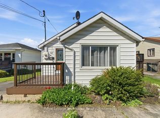 14 Ramsay Ave, Quinte West, ON K8V2P5
