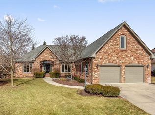 11890 Pebblepointe Pass, Carmel, IN 46033