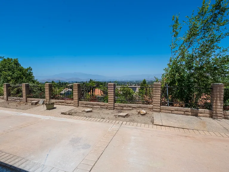 1371 Cadwell Ct — Photo 22