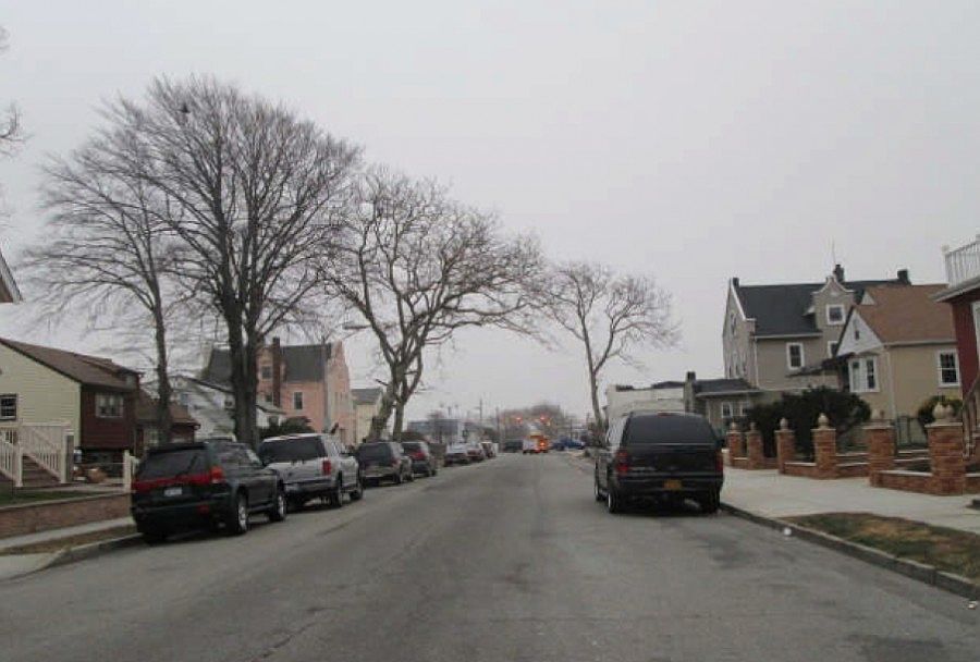 2nd image of 135 E Hudson St