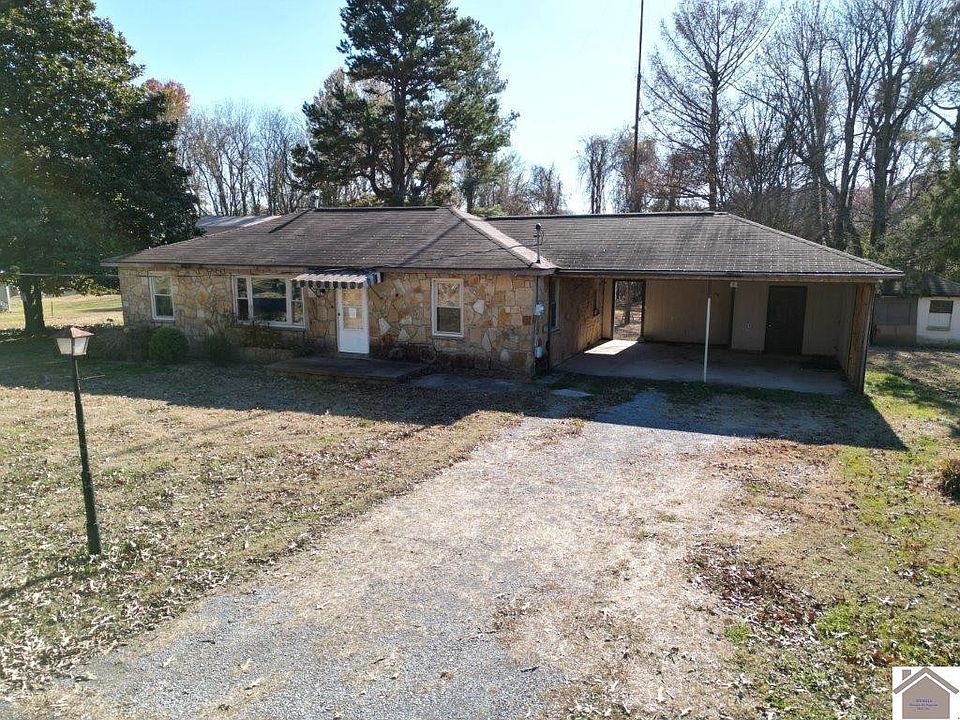 1st image of 144 Holmes Dr