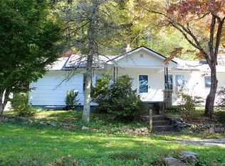 24 Piney Ridge Mountain Rd, Zirconia, NC 28790