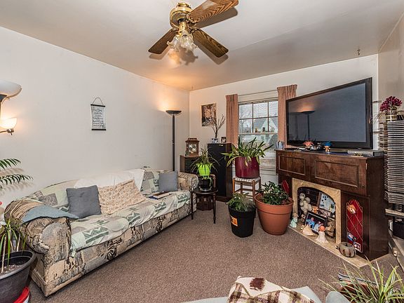 5th image of 10434 W Palmer Ave
