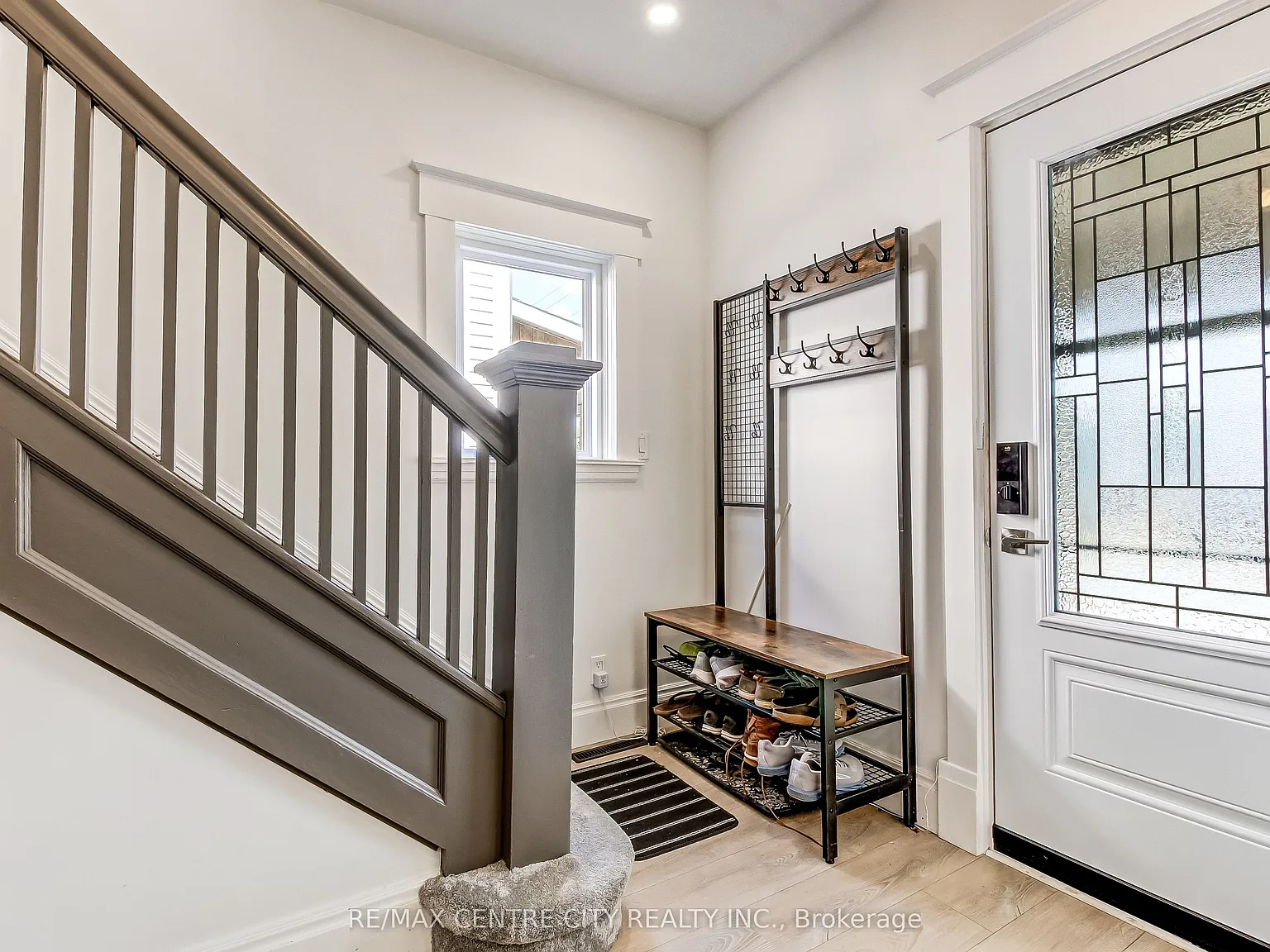 3 bed, $2,600 — Photo 3