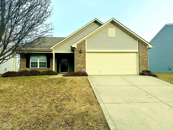 6539 Enclave Blvd, Greenwood, IN 46143