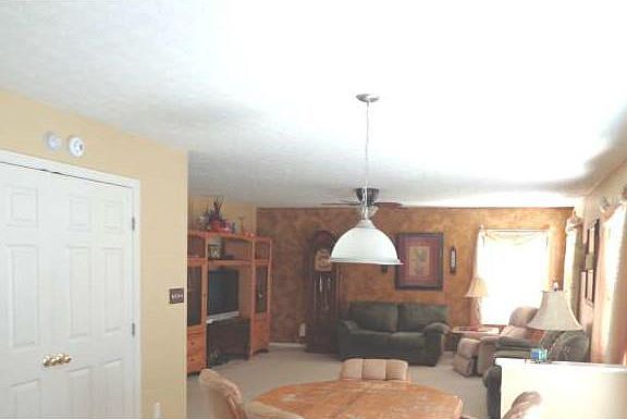 5th image of 6702 Greeley Ave