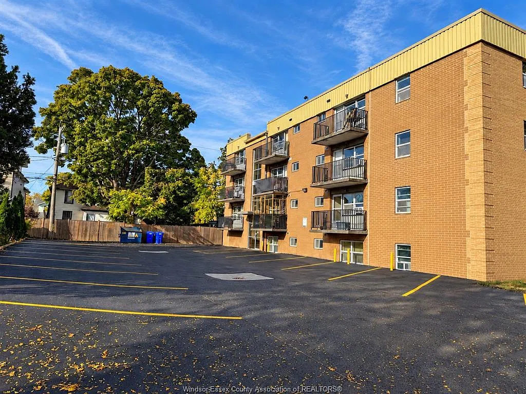 1 bed, 1.0 bath, $1,250 — Photo 1