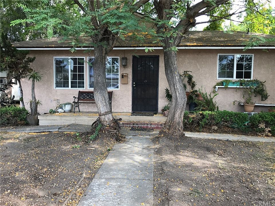 1st image of 225 N Vine St