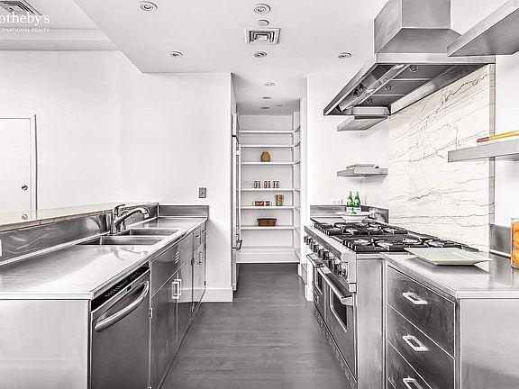 5th image of 26 W 20th St #Penthouse 5