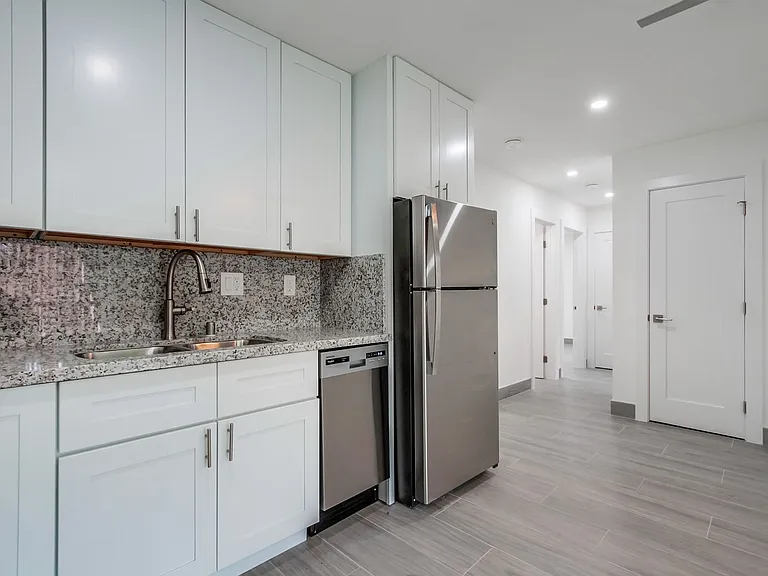 1234 Calle Jules — Photo 10