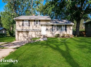8504 Spring Valley Rd, Raytown, MO 64138