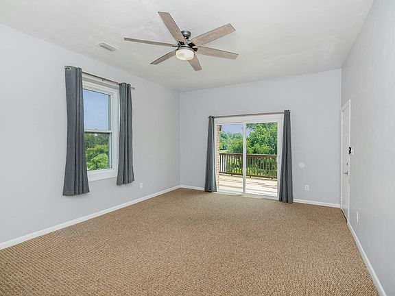 Living Room 4