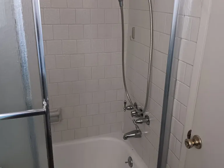 919 S Marengo Ave #6 — Photo 4